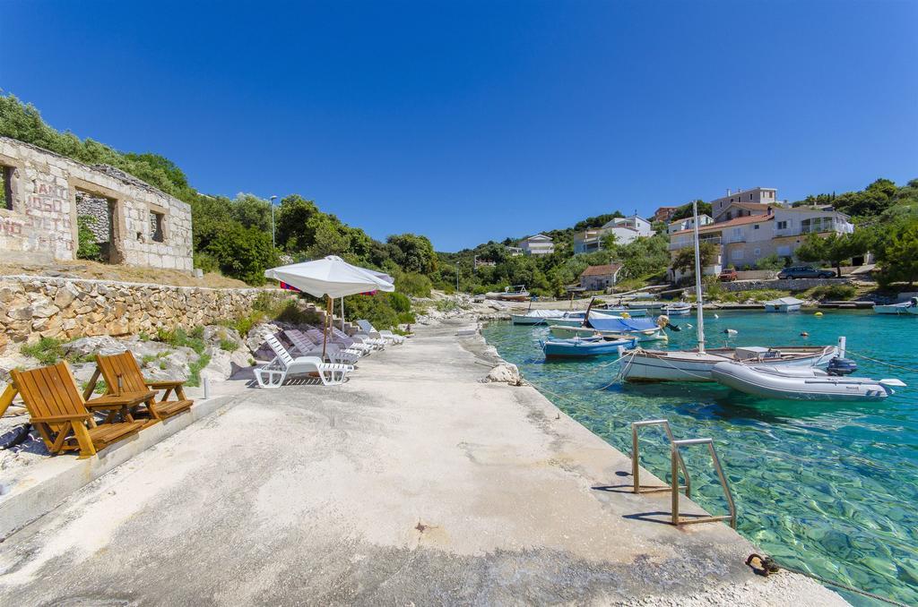 Apartament Otjana *
