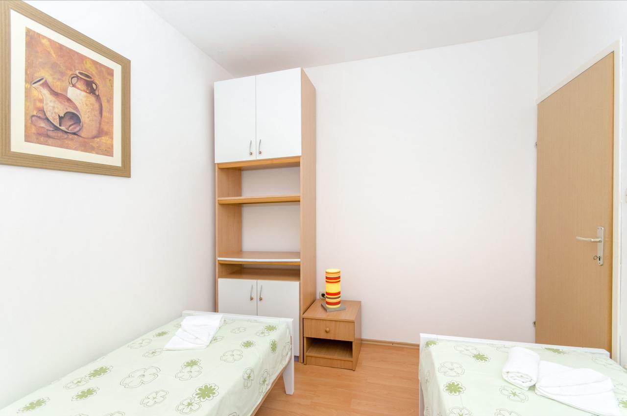 Otjana Apartment *